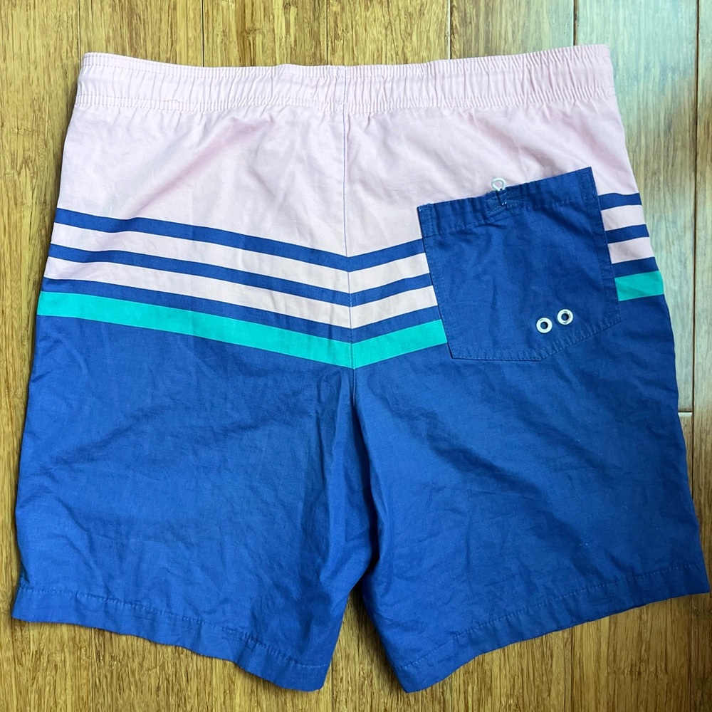 American eagle swim trunks size medium Blue pink Stripe - Picture 3 of 4